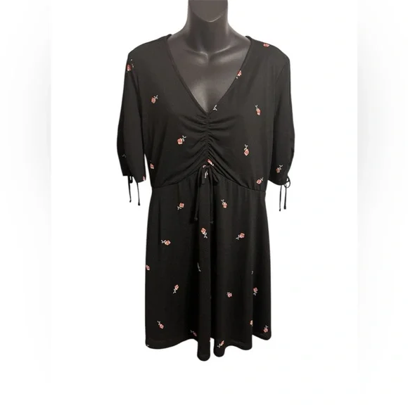 Lauren Conrad black floral dress with ties - Picture 3 of 9